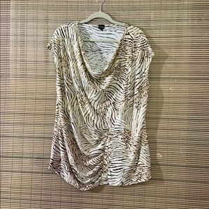 💵🍾HP🥂🍾RAFEALLA Woman. draped front blouse